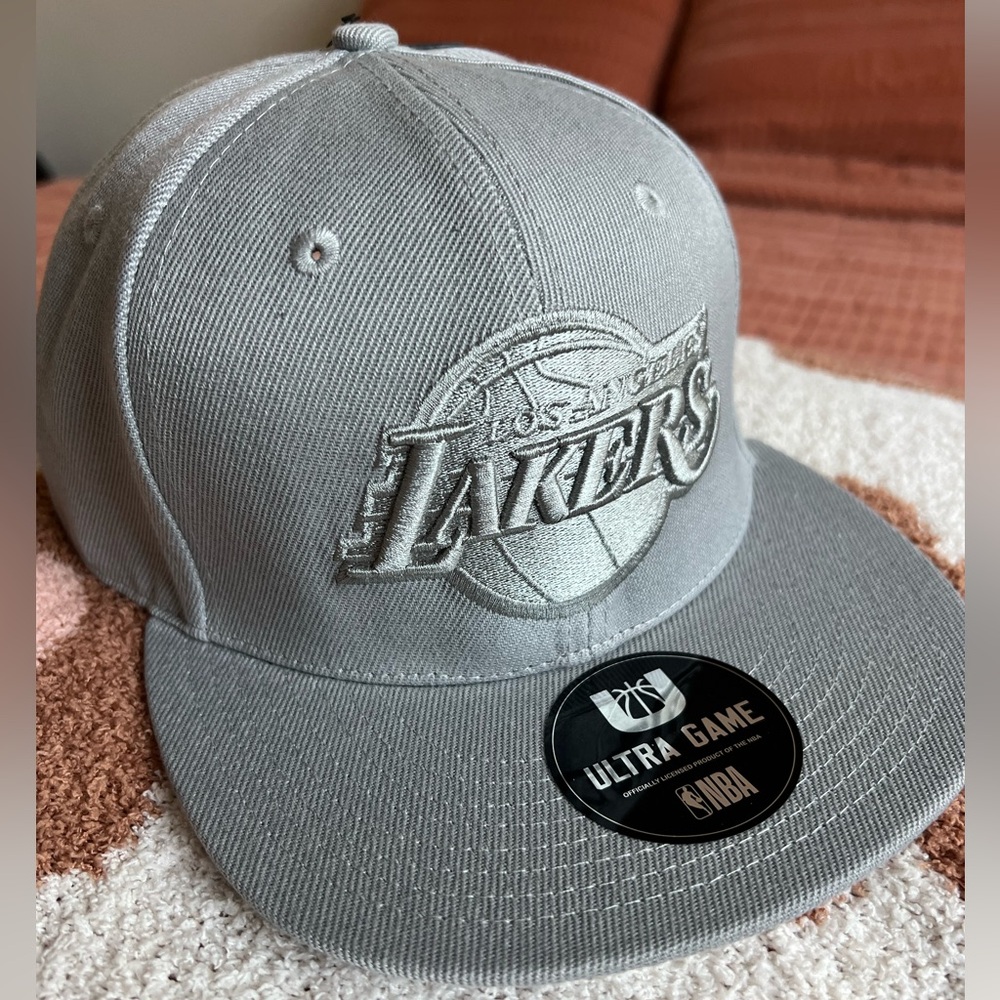 Ultra Game NBA Los Angeles Lakers Snapback Hat
